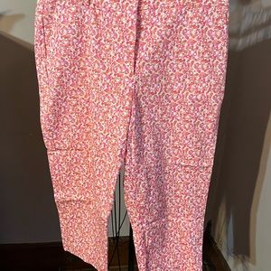 Coral/pink/ white capris .